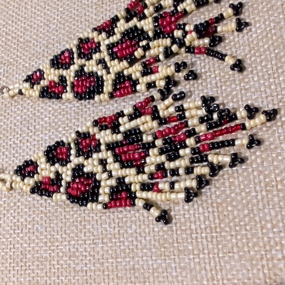 Leopard Print Seed Bead Long Tassel Fashion Earrings - Picture 4 of 4